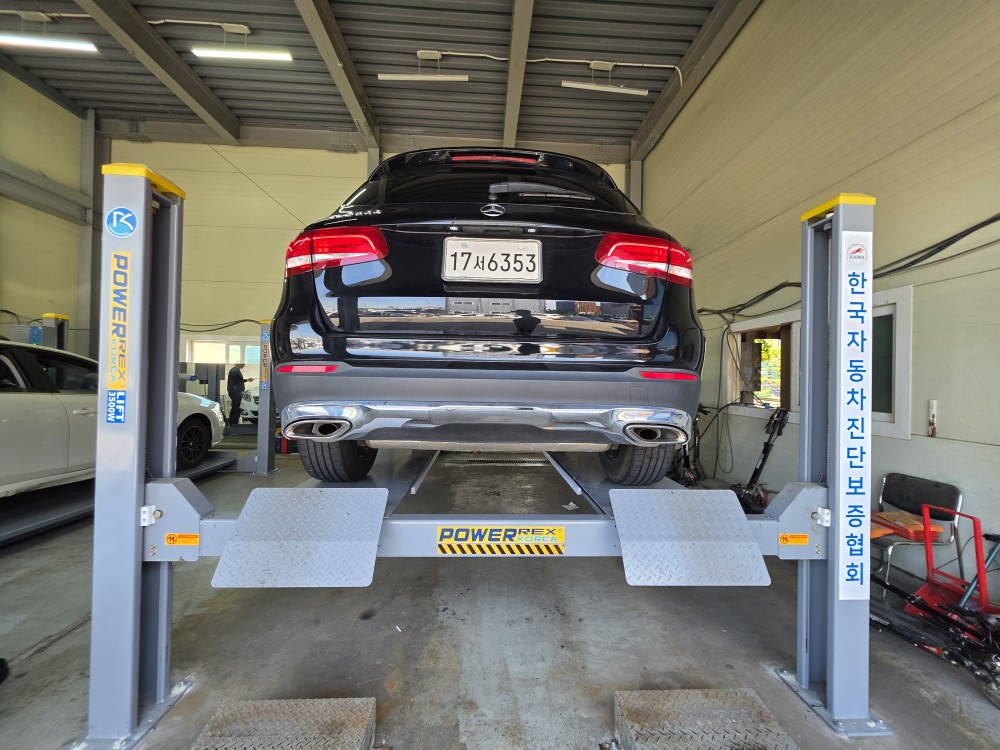 Mercedes-Benz GLC-Class 2019 — inspection photo 2