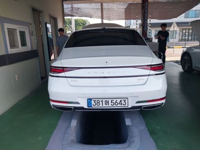 Genesis G90 2022 — inspection photo 2