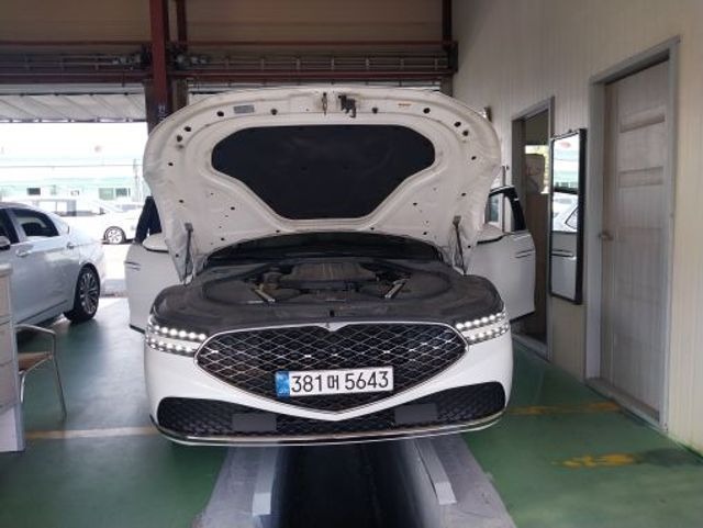 Genesis G90 2022 — inspection photo 1