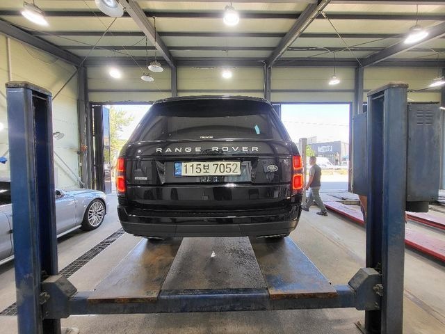 Land Rover Range Rover 2018 — inspection photo 2