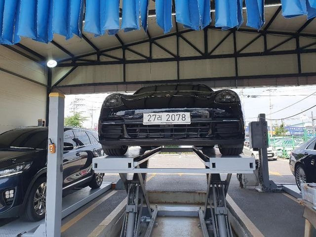 Porsche Panamera 2018 — inspection photo 1