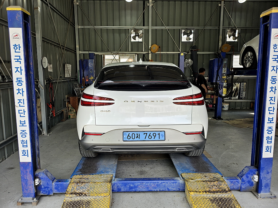 Genesis GV60 2022 — inspection photo 2