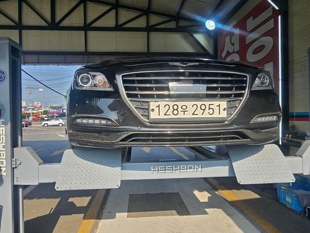 Genesis G80 2019 — inspection photo 1