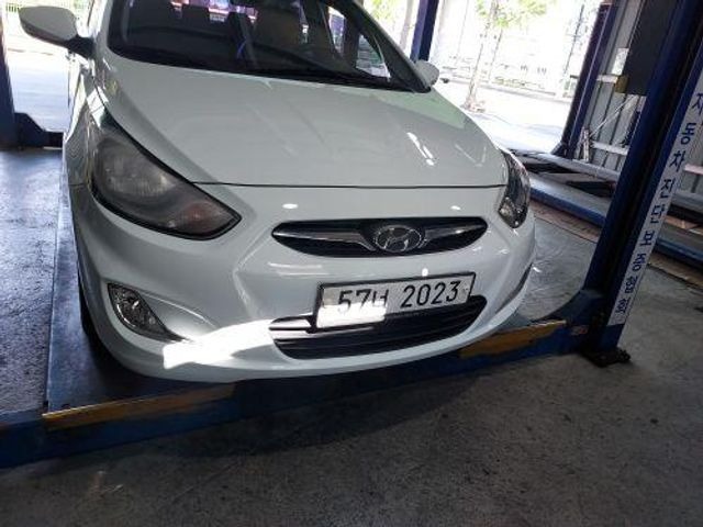 Hyundai Accent 2012 — inspection photo 1
