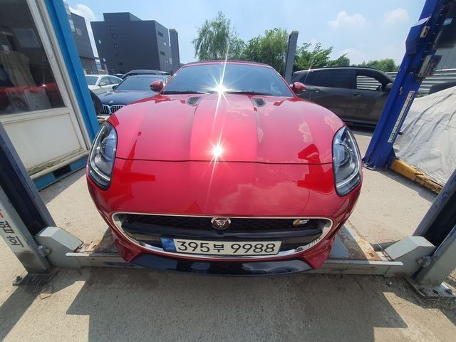 Jaguar F-TYPE 2016 — inspection photo 1