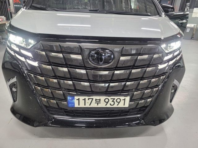 Toyota Alphard 2024 — inspection photo 1