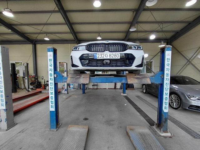 BMW 3-Series 2024 — inspection photo 1