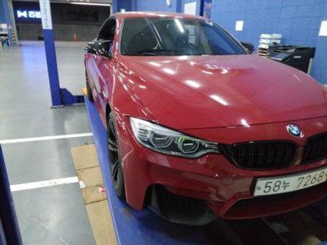 BMW M4 2017 — inspection photo 1