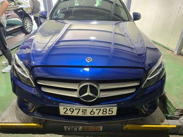 Mercedes-Benz C-Class 2019 — inspection photo 1