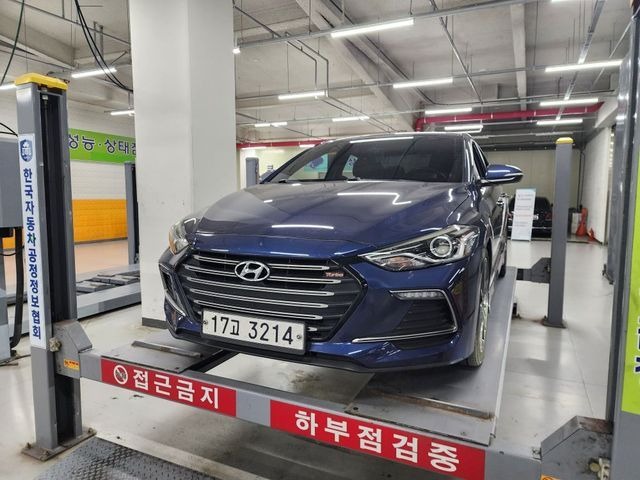 Hyundai AVANTE 2018 — inspection photo 1