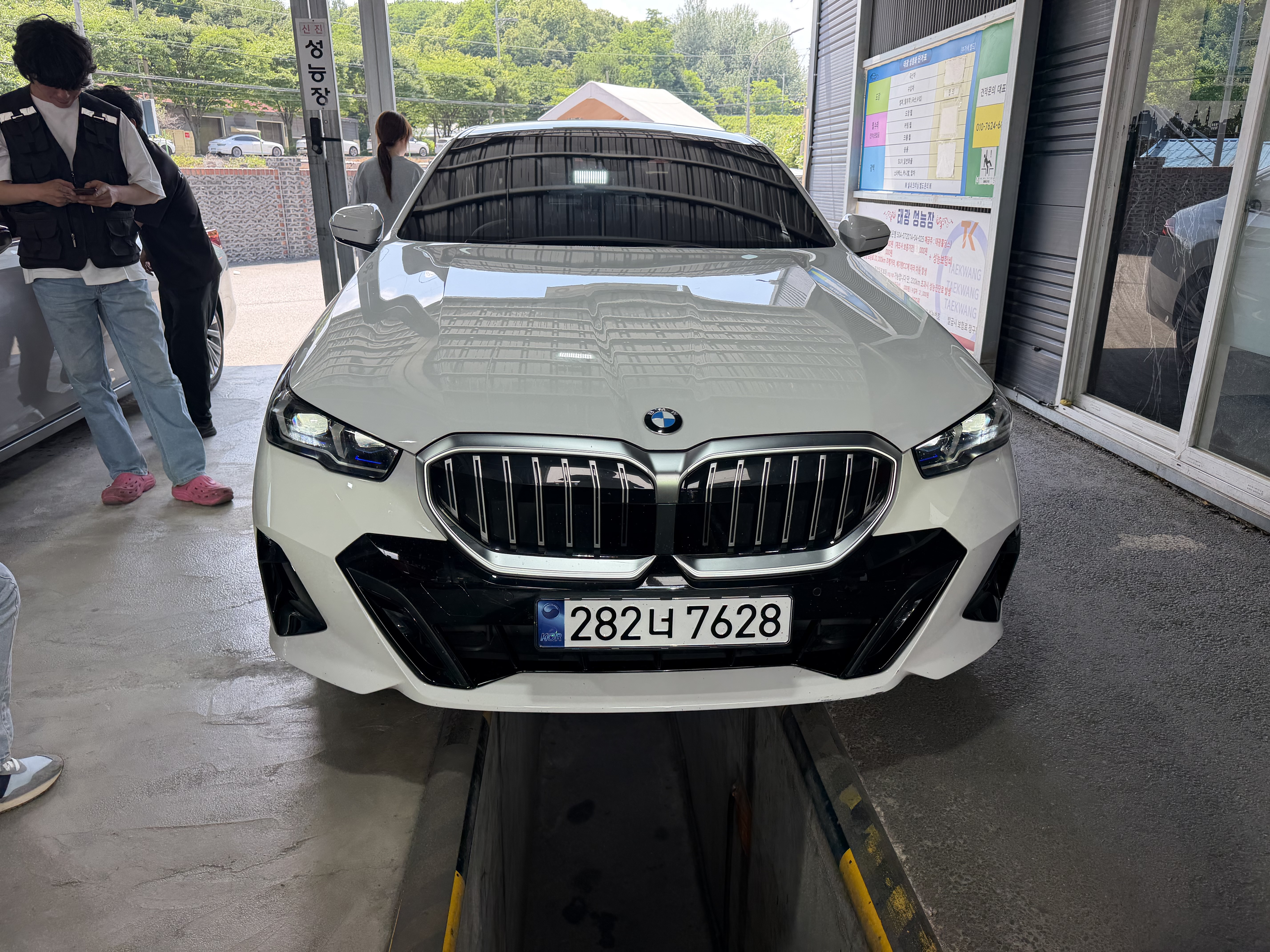 BMW 5-Series 2025 — inspection photo 1