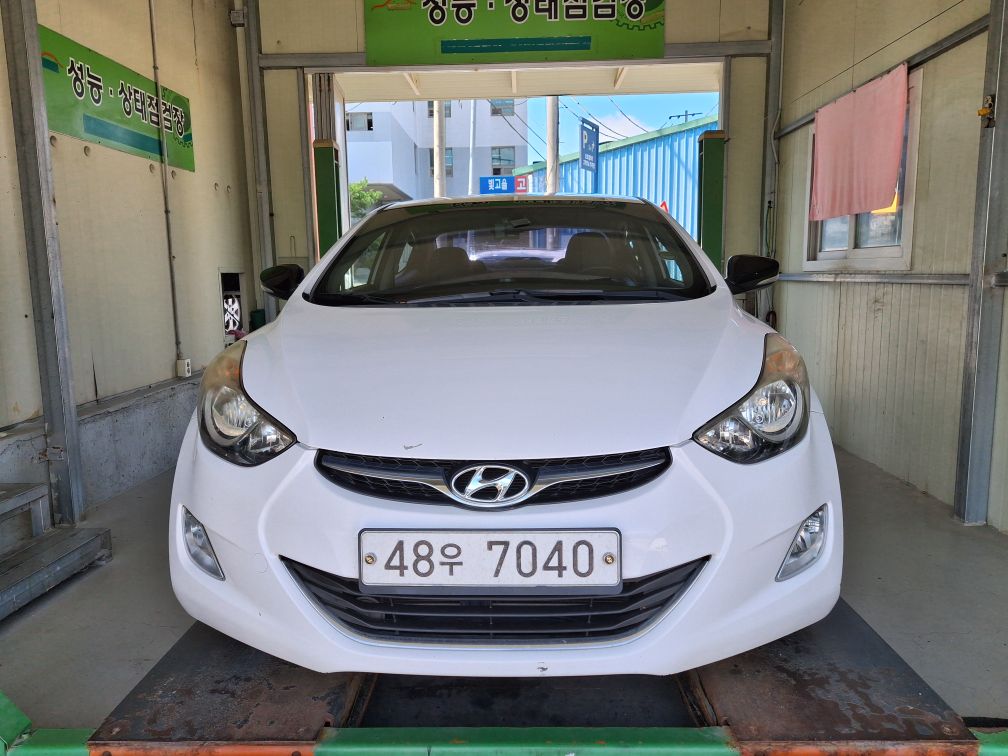 Hyundai AVANTE 2013 — inspection photo 1