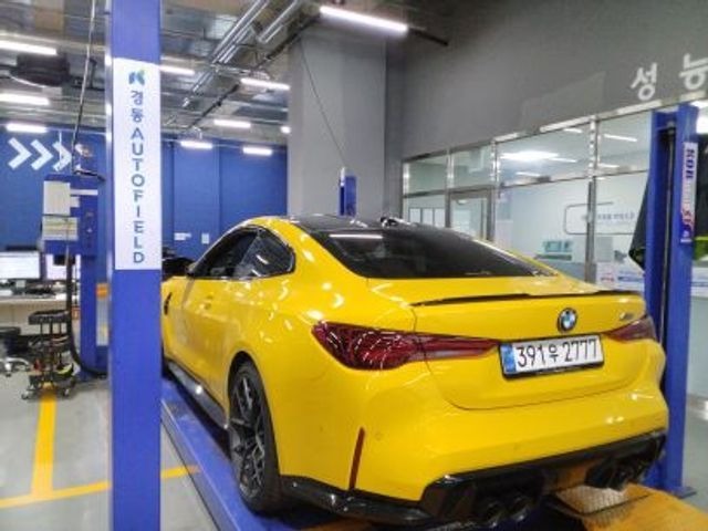 BMW M4 2025 — inspection photo 2