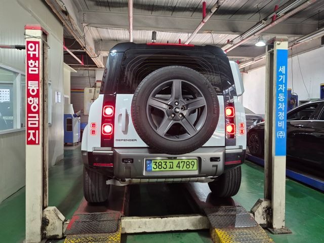 Land Rover Defender 2024 — inspection photo 2