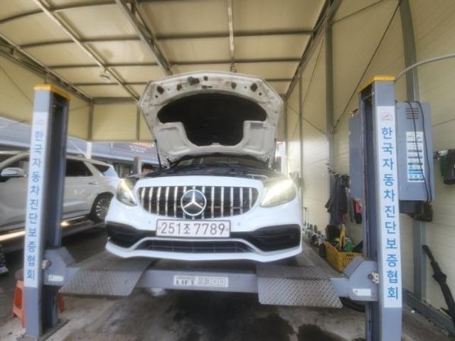Mercedes-Benz C-Class 2018 — inspection photo 1