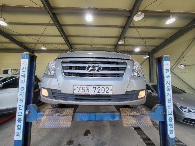 Hyundai Starex 2017 — inspection photo 1