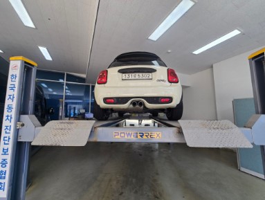 Mini Cooper 2017 — inspection photo 2