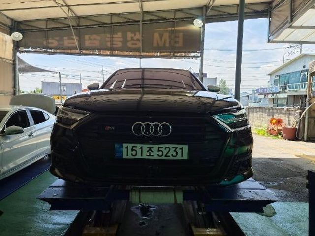 Audi S8 2021 — inspection photo 1