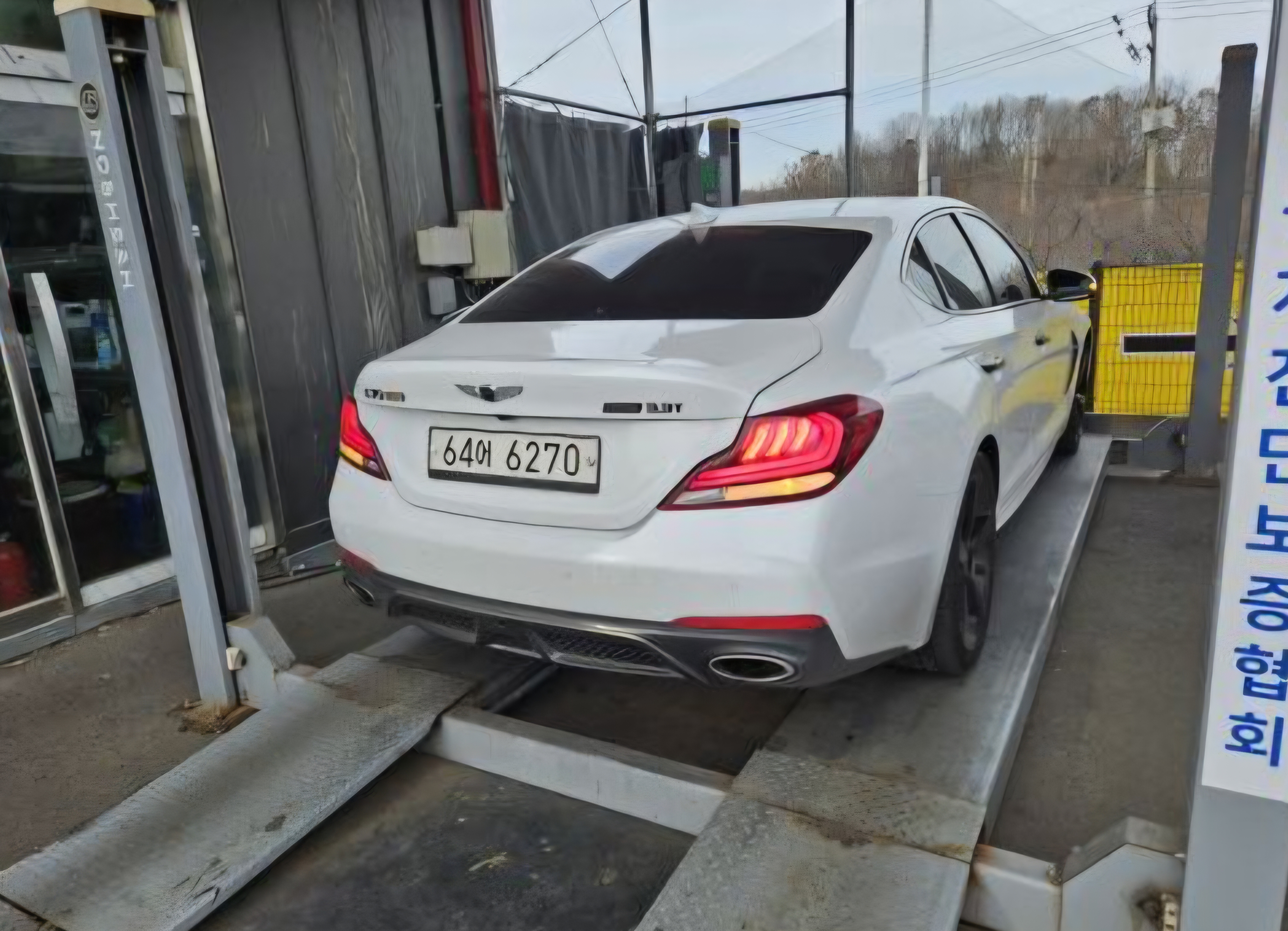 Genesis G70 2019 — inspection photo 2
