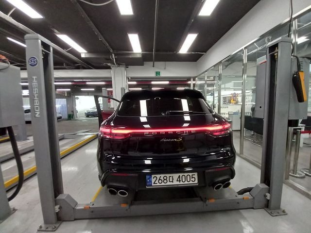 Porsche Macan 2022 — inspection photo 2