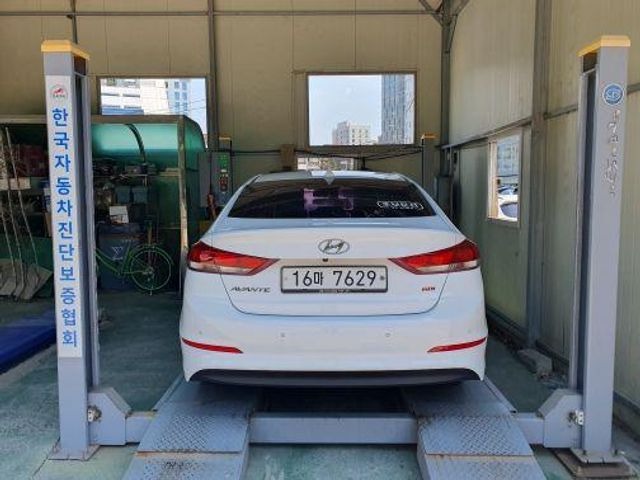 Hyundai AVANTE 2017 — inspection photo 2
