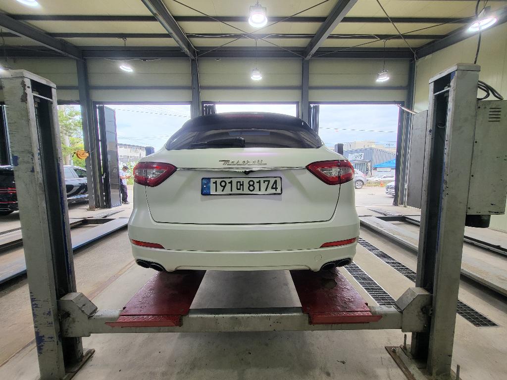 Maserati Levante 2017 — inspection photo 2