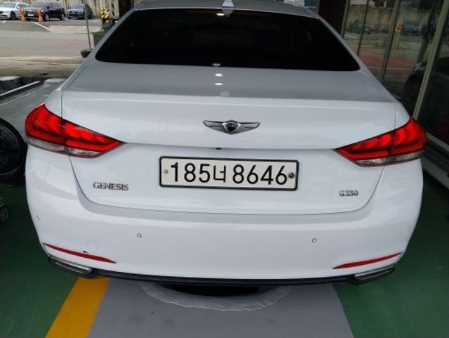Hyundai Genesis 2016 — inspection photo 2
