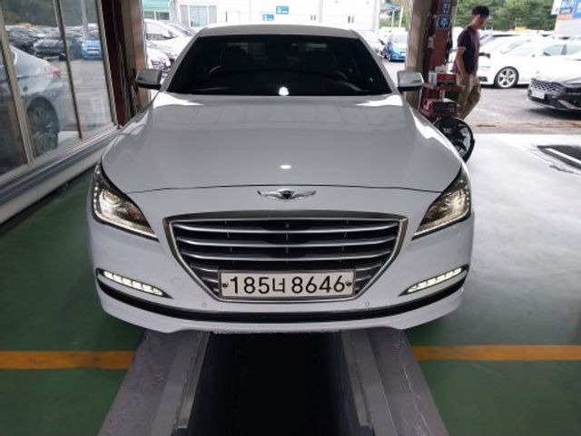 Hyundai Genesis 2016 — inspection photo 1