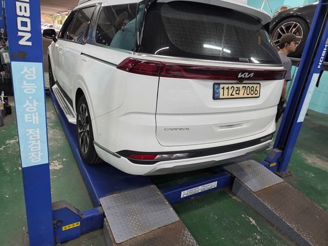 Kia Canival 2023 — inspection photo 2