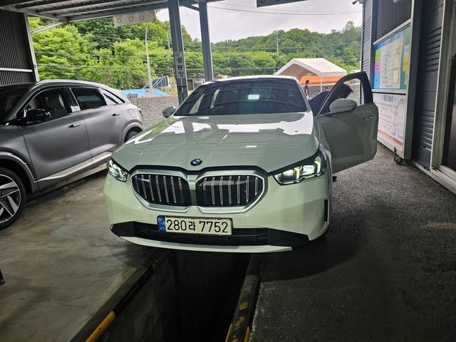 BMW 5-Series 2024 — inspection photo 1
