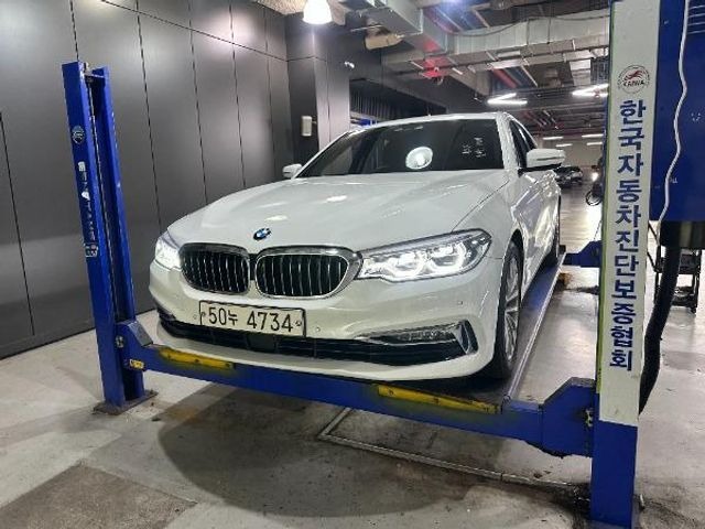 BMW 5-Series 2018 — inspection photo 1