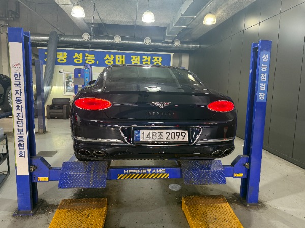 Bentley Continental 2022 — inspection photo 2