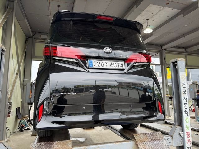 Toyota Alphard 2024 — inspection photo 2