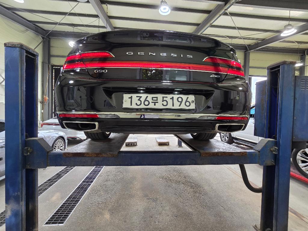 Genesis G90 2021 — inspection photo 2
