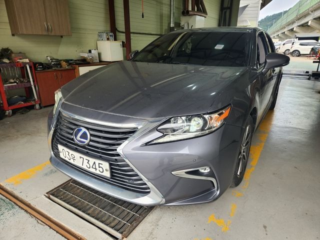 Lexus ES 2017 — inspection photo 1