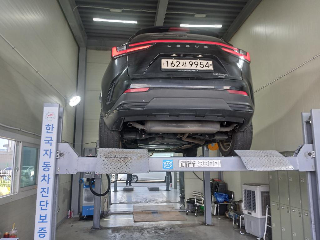 Lexus NX 2023 — inspection photo 2
