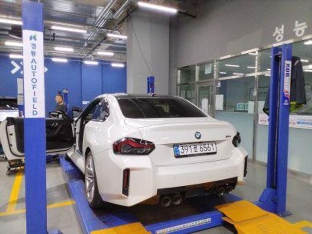 BMW M2 2026 — inspection photo 2