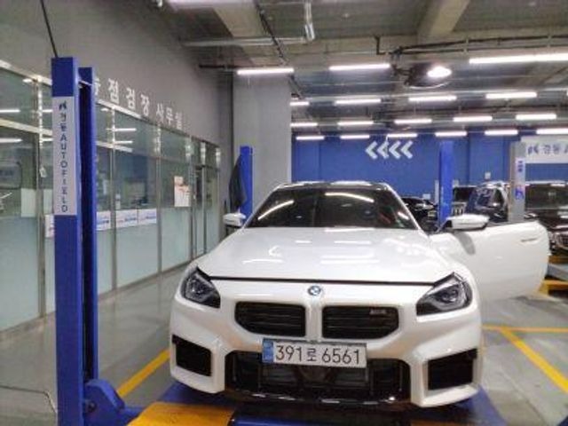 BMW M2 2026 — inspection photo 1