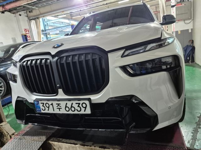 BMW X7 2025 — inspection photo 1