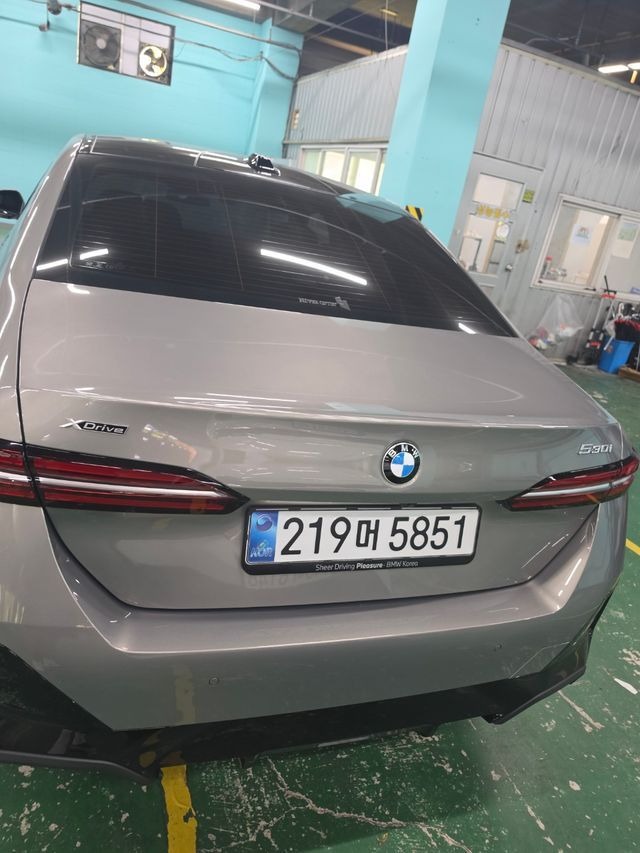 BMW 5-Series 2025 — inspection photo 2
