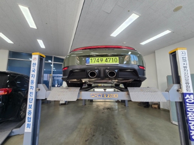 Porsche 911 2025 — inspection photo 2