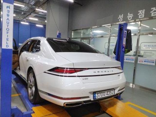 Genesis G90 2022 — inspection photo 2