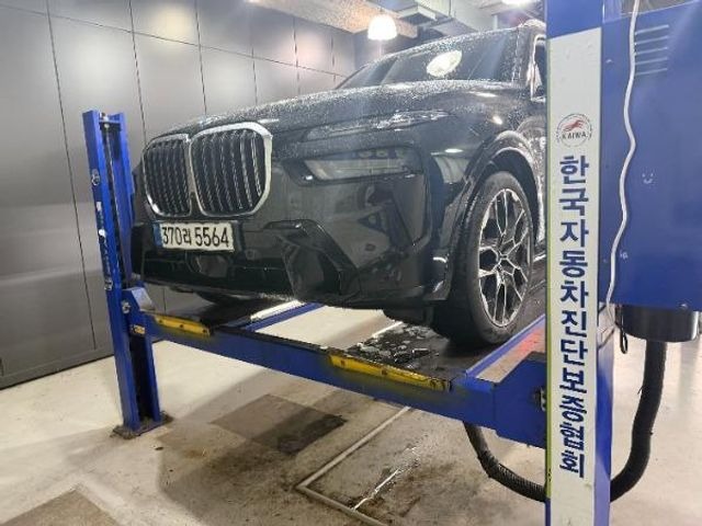 BMW X7 2025 — inspection photo 1