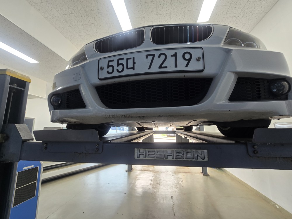 BMW 3-Series 2011 — inspection photo 1