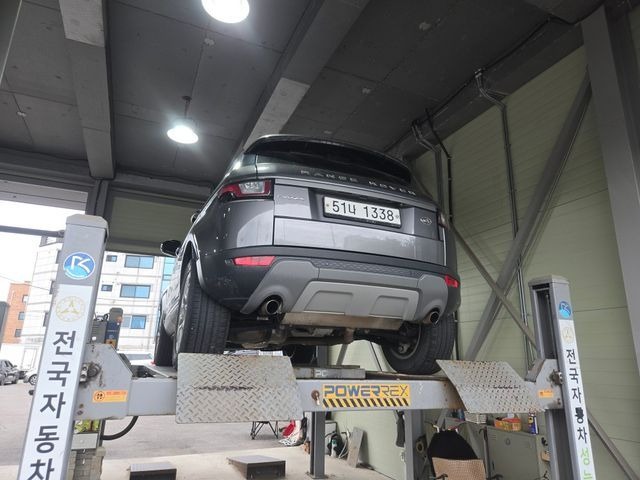 Land Rover Range Rover Evoque 2019 — inspection photo 2