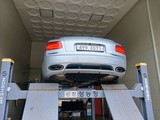 Bentley Flying Spur 2015 — inspection photo 2
