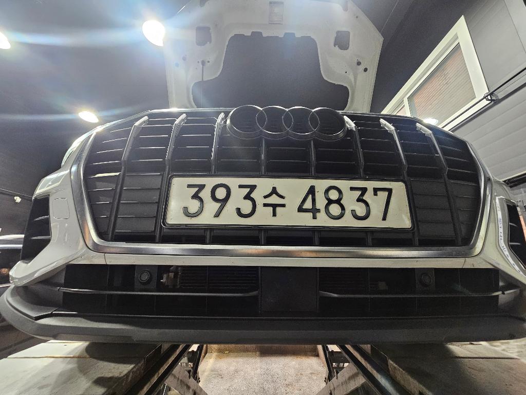 Audi Q3 2023 — inspection photo 1