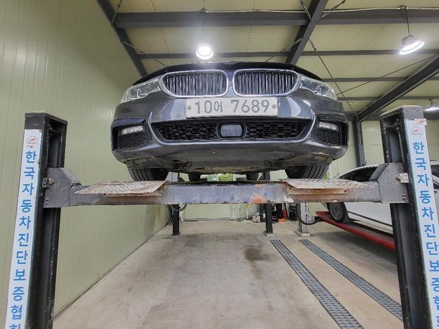BMW 5-Series 2018 — inspection photo 1