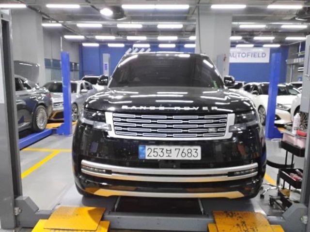 Land Rover Range Rover 2023 — inspection photo 1