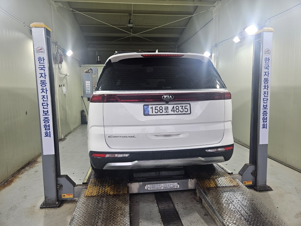 Kia Canival 2021 — inspection photo 2